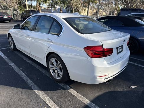 Used 2017 BMW 330i Sedan image 4