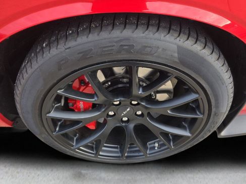 Used 2016 Dodge Challenger SRT Hellcat image 29