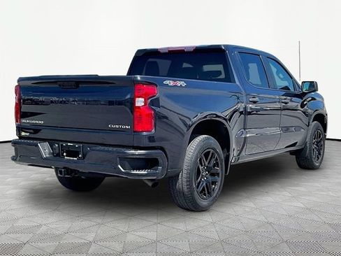 Used 2023 Chevrolet Silverado 1500 Custom AWD/4WD image 6