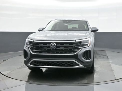 New 2026 Volkswagen Atlas Cross Sport SE AWD/4WD image 2