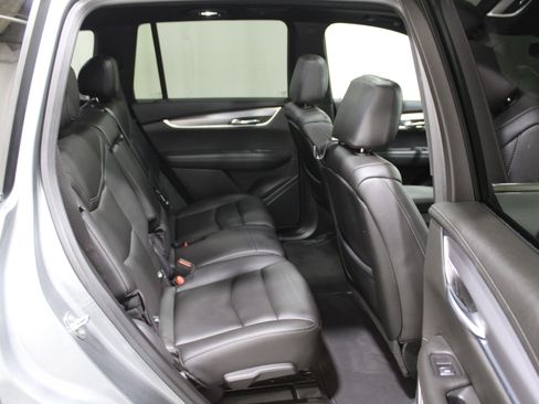 Certified 2023 Cadillac XT6 Luxury image 28
