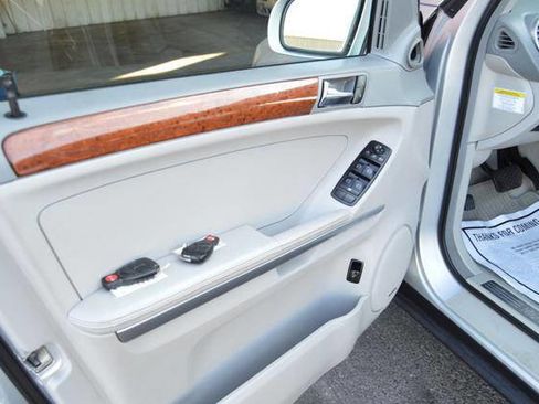 Used 2006 Mercedes-Benz ML 350 4MATIC image 52