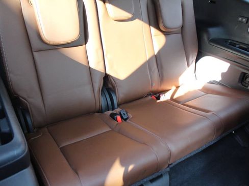 Used 2021 Subaru Ascent Limited w/ Technology Package image 22