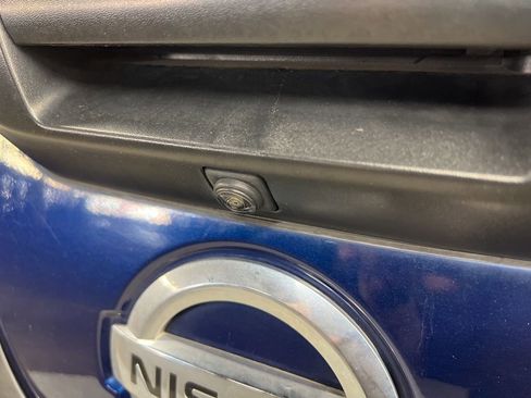 Used 2016 Nissan Titan Platinum Reserve image 7