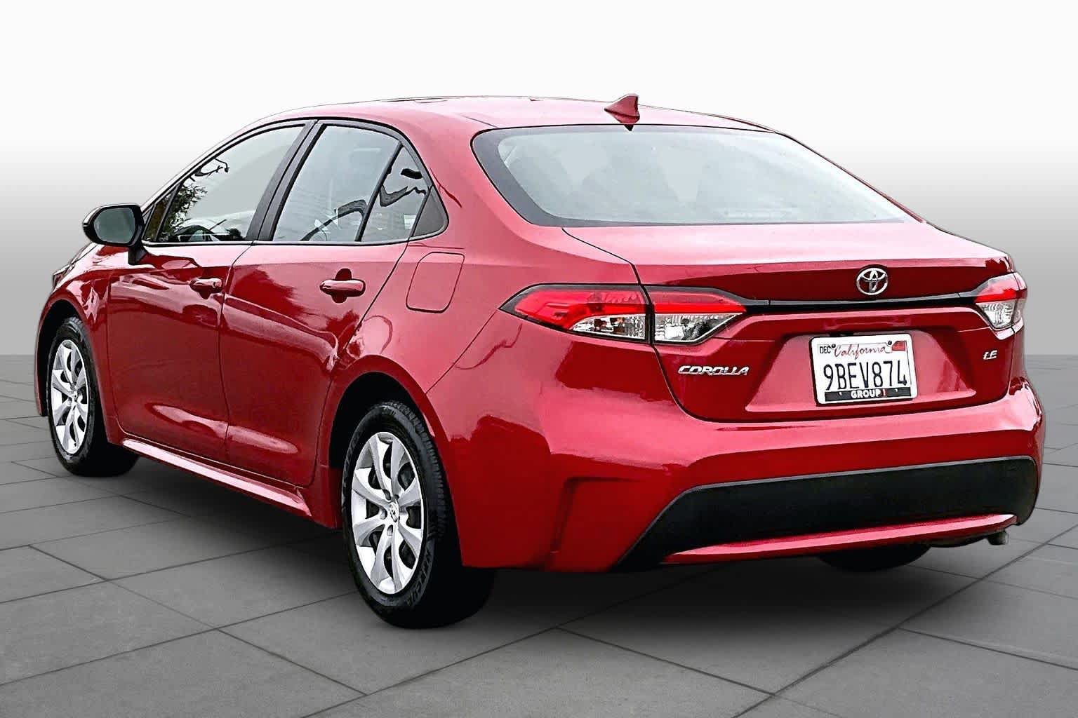 Used 2020 Toyota Corolla LE FWD image 11