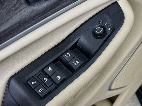 Used 2023 Jeep Grand Cherokee 4WD 4xe image 20