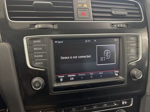 Used 2017 Volkswagen GTI Autobahn image 42