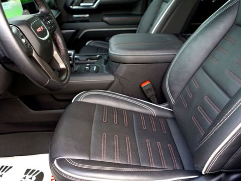 Used 2024 GMC Sierra 1500 AT4X AWD/4WD image 10