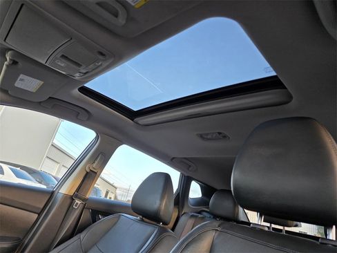 Used 2017 Nissan Rogue Sport SL w/ SL Premium Package image 26