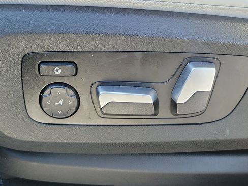 Certified 2024 BMW X5 sDrive40i w/ M Sport Package image 25