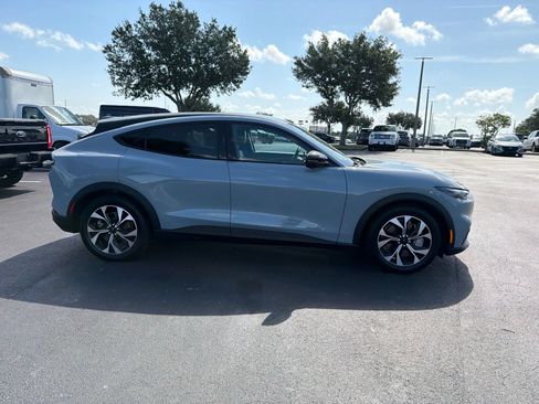 Used 2025 Ford Mustang Mach-E Select w/ Comfort Package Lite AWD/4WD image 3