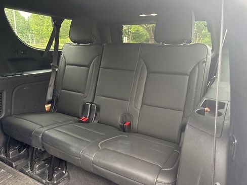 Used 2022 GMC Yukon XL Denali AWD/4WD image 19