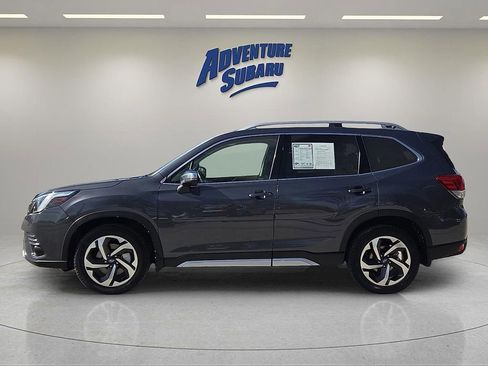 Used 2022 Subaru Forester Touring w/ Popular Package #2 image 4