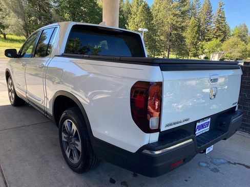 Used 2017 Honda Ridgeline RTL image 3