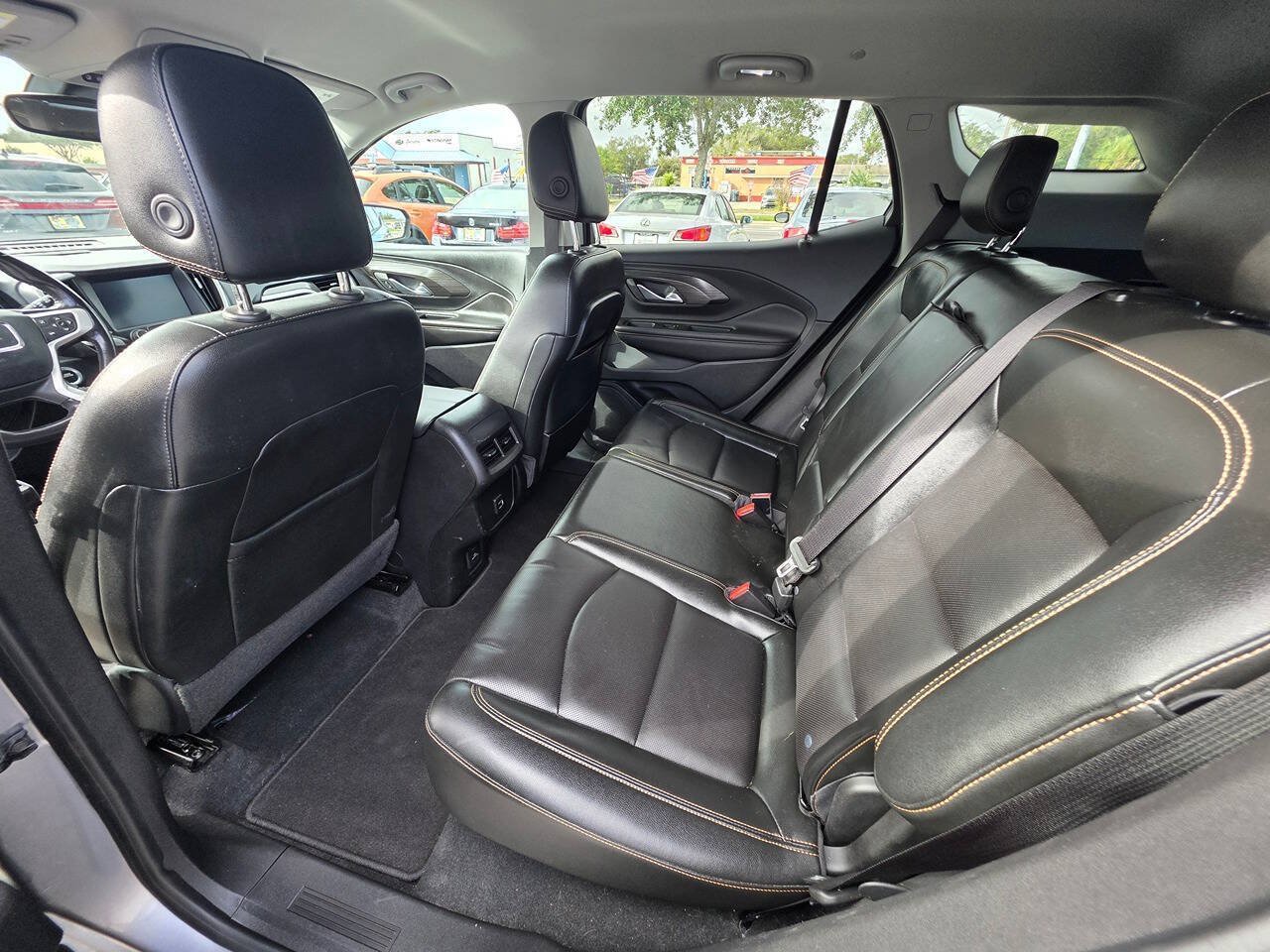 Used 2018 GMC Terrain SLT w/ Preferred Package FWD image 11