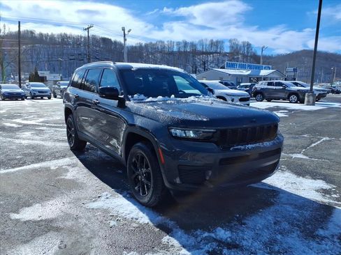 Used 2024 Jeep Grand Cherokee L Altitude image 6
