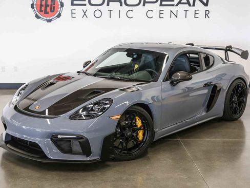 Used 2025 Porsche 718 Cayman GT4 RS w/ Weissach Package RWD image 13