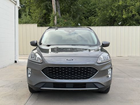 Used 2021 Ford Escape SEL FWD image 2