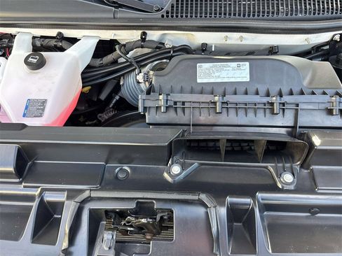 Used 2023 Chevrolet Express 4500 Extended w/ Power Convenience Package image 8