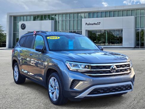 Certified 2021 Volkswagen Atlas SE image 3