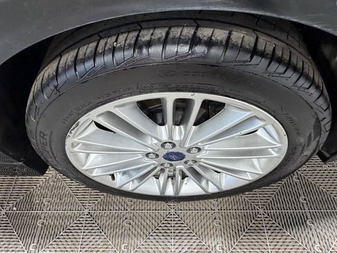 Used 2014 Ford Fusion SE w/ Equipment Group 202A FWD image 20
