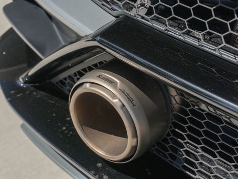 Used 2022 Lamborghini Huracan EVO RWD image 44