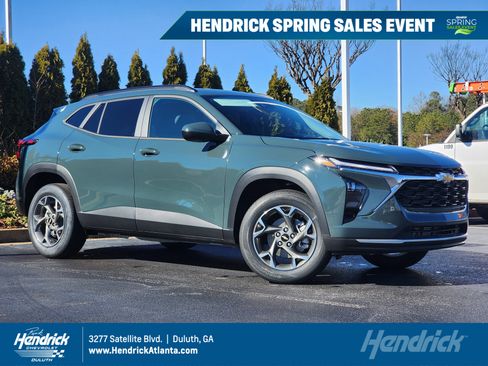 New 2026 Chevrolet Trax LT w/ Driver Confidence Package image 1