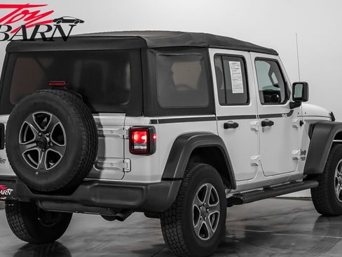 Used 2019 Jeep Wrangler Unlimited Sport S image 5