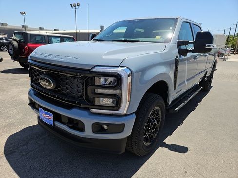 New 2026 Ford F350 Lariat w/ Black Appearance Package AWD/4WD image 4