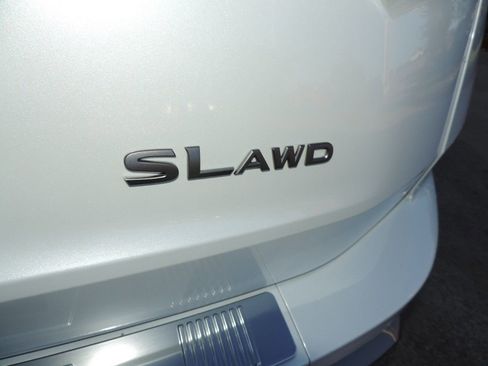 Used 2025 Nissan Rogue SL image 20