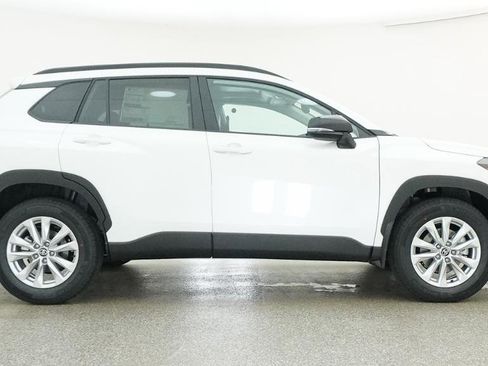 New 2026 Toyota Corolla Cross LE image 4