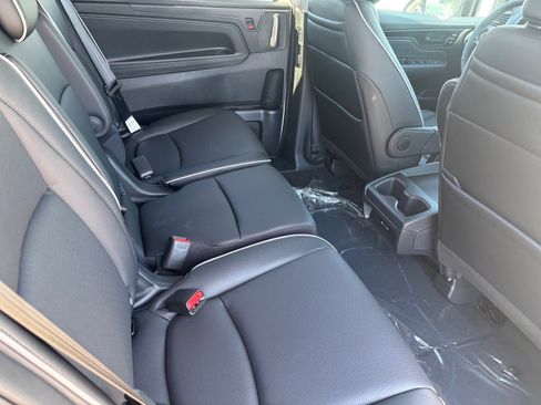 New 2026 Honda Odyssey Elite image 9