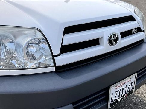 Used 2003 Toyota 4Runner SR5 image 30