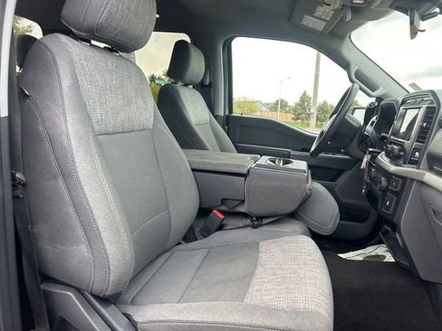 Used 2021 Ford F150 XLT image 30