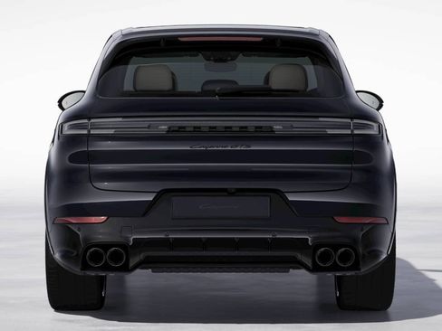 New 2026 Porsche Cayenne GTS AWD/4WD image 7
