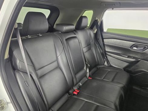 Used 2024 Nissan Rogue SL w/ SL Premium Package AWD/4WD image 18