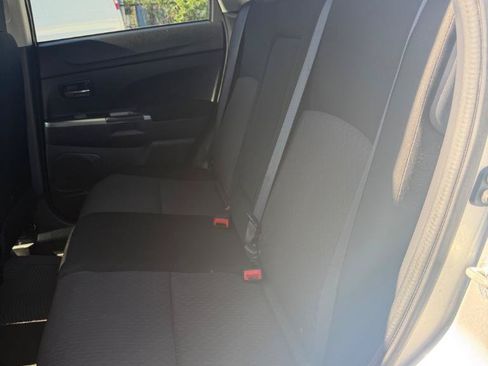Used 2019 Mitsubishi Outlander Sport ES FWD image 18