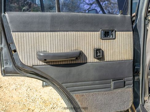 Used 1989 Toyota Land Cruiser AWD/4WD image 28