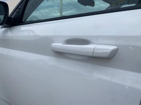 New 2026 Hyundai Venue SE image 31