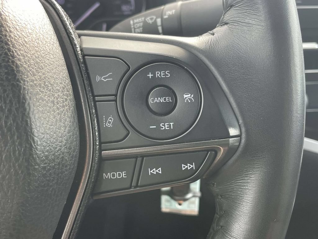 Used 2024 Toyota Camry SE FWD image 22