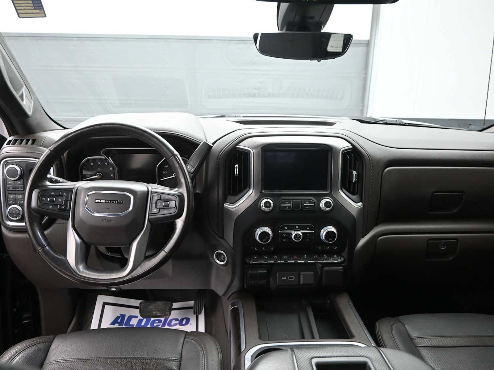 Used 2019 GMC Sierra 1500 Denali w/ Denali Ultimate Package AWD/4WD image 24