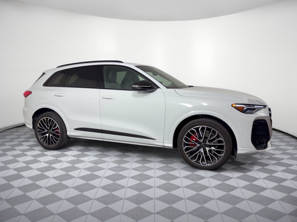 Used 2025 Audi SQ5 Premium Plus w/ Premium Plus Package AWD/4WD image 8