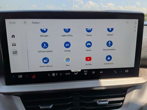 New 2026 Ford Explorer Active RWD image 27