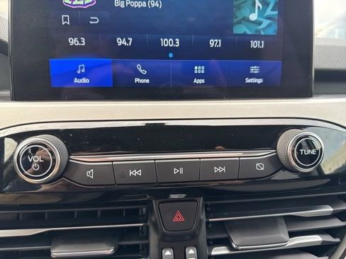 Used 2022 Ford Escape SE w/ Convenience Package image 23