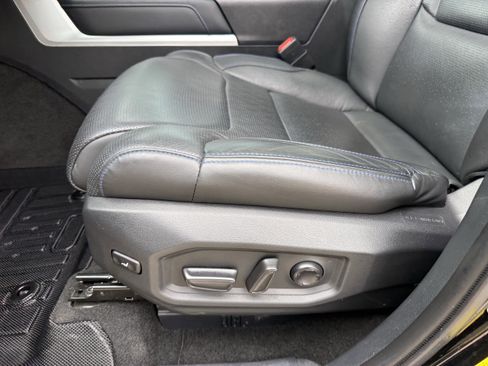 Used 2023 Toyota Tundra Platinum image 30