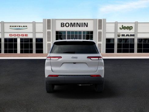 New 2026 Jeep Grand Cherokee L Limited w/ Limited Altitude Package image 7