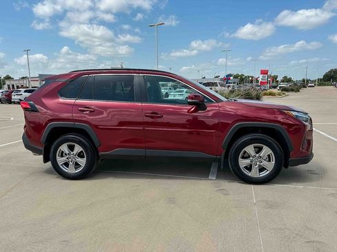 Used 2024 Toyota RAV4 XLE w/ Convenience Package FWD image 2