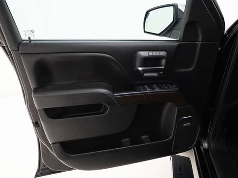 Used 2017 GMC Sierra 1500 Denali w/ Denali Ultimate Package image 8