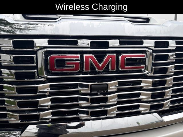 Used 2025 GMC Sierra 2500 Denali AWD/4WD image 27