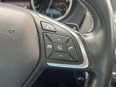 Used 2018 INFINITI QX30 Premium w/ Navigation Package image 27